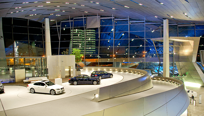 Automobil-Auslieferungszentrum BMW Welt