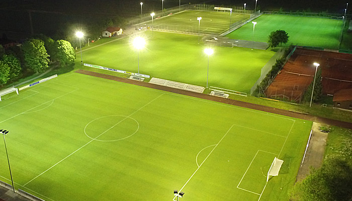 LED-Flutlichtanlage für Fußballplätze des VfB Forstinning